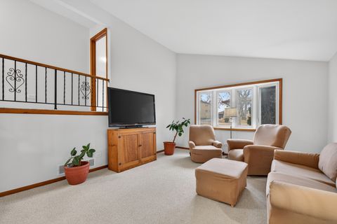 Tiny photo for 435 N Central Avenue, Wood Dale, IL 60191 (MLS # 12572865)