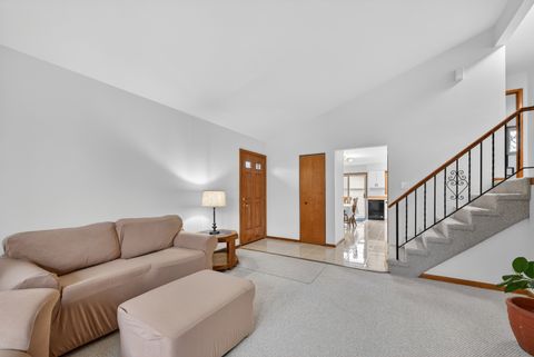 Tiny photo for 435 N Central Avenue, Wood Dale, IL 60191 (MLS # 12572865)