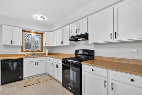 Tiny photo for 435 N Central Avenue, Wood Dale, IL 60191 (MLS # 12572865)