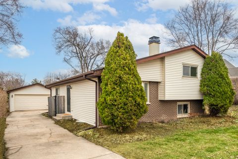 Photo of 435 N Central Avenue, Wood Dale, IL 60191 (MLS # 12572865)