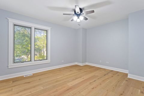 Tiny photo for 1615 N Vine Street, Chicago, IL 60614 (MLS # 12503994)