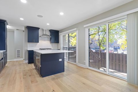 Tiny photo for 1615 N Vine Street, Chicago, IL 60614 (MLS # 12503994)