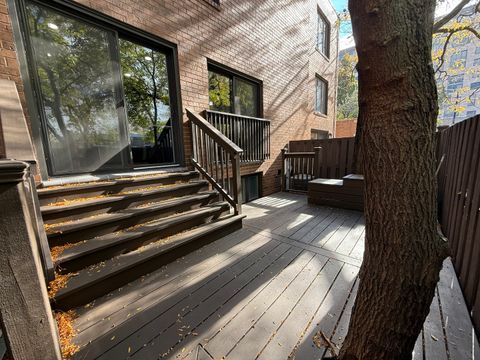 Tiny photo for 1615 N Vine Street, Chicago, IL 60614 (MLS # 12503994)