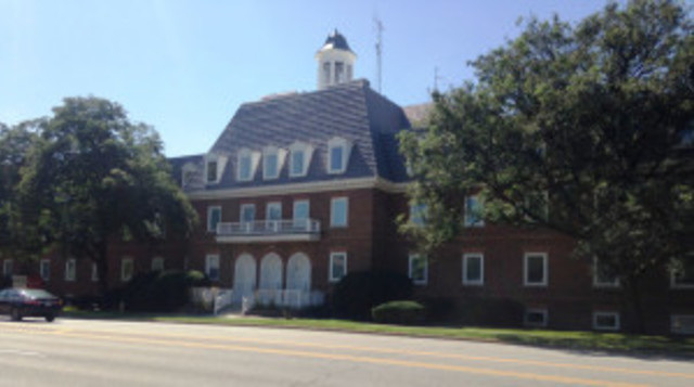 1550 N Northwest Highway