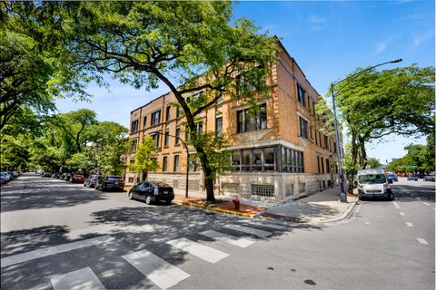 Photo of 616 S Loomis Street #2, Chicago, IL 60607 (MLS # 12688698)