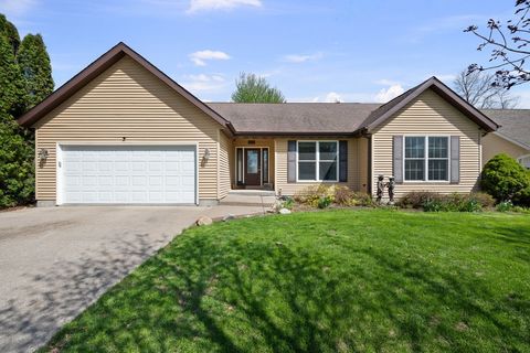 Photo of 318 Sycamore Street, Wilton, IA 52778 (MLS # 12623559)