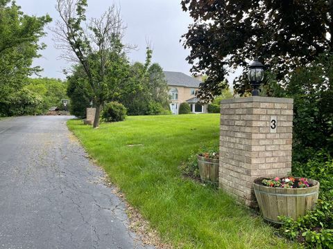 A home in Hawthorn Woods