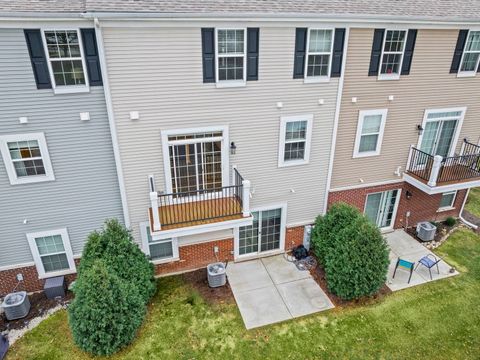 Tiny photo for 2548 Huntleigh Lane, Woodridge, IL 60517 (MLS # 12525476)