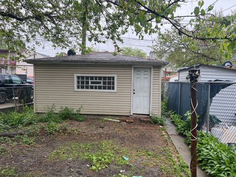 Tiny photo for 932 N Ridgeway Avenue, Chicago, IL 60651 (MLS # 12372506)