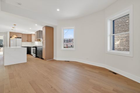 Tiny photo for 17 Franklin Avenue, River Forest, IL 60305 (MLS # 12620443)