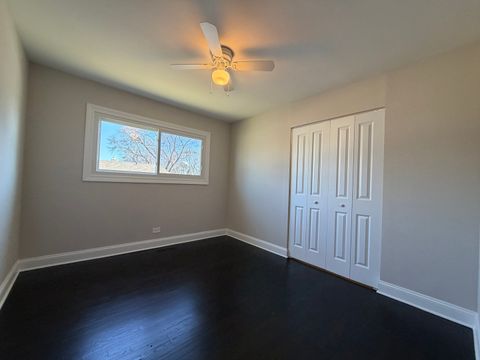 Tiny photo for 665 Easy Street, Glendale Heights, IL 60139 (MLS # 12587908)