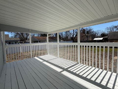 Tiny photo for 665 Easy Street, Glendale Heights, IL 60139 (MLS # 12587908)