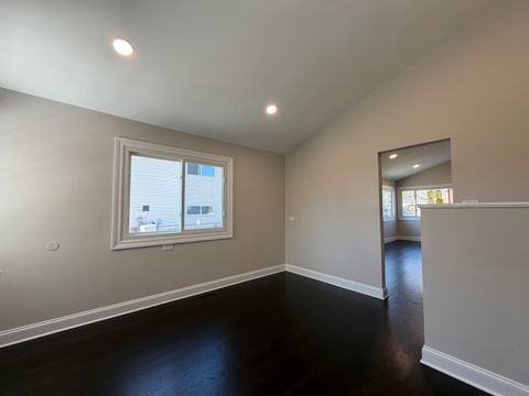 Tiny photo for 665 Easy Street, Glendale Heights, IL 60139 (MLS # 12587908)