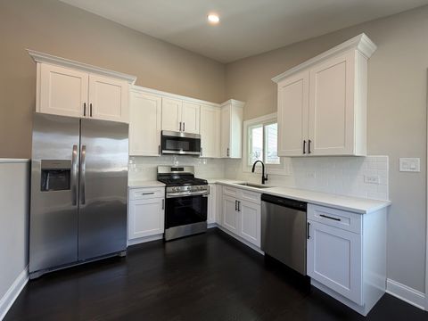 Tiny photo for 665 Easy Street, Glendale Heights, IL 60139 (MLS # 12587908)