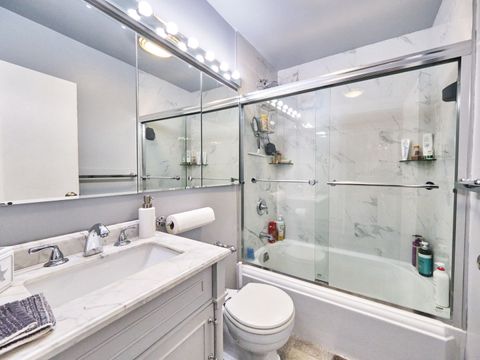 Tiny photo for 3900 N Lake Shore Drive #15C, Chicago, IL 60613 (MLS # 12478865)