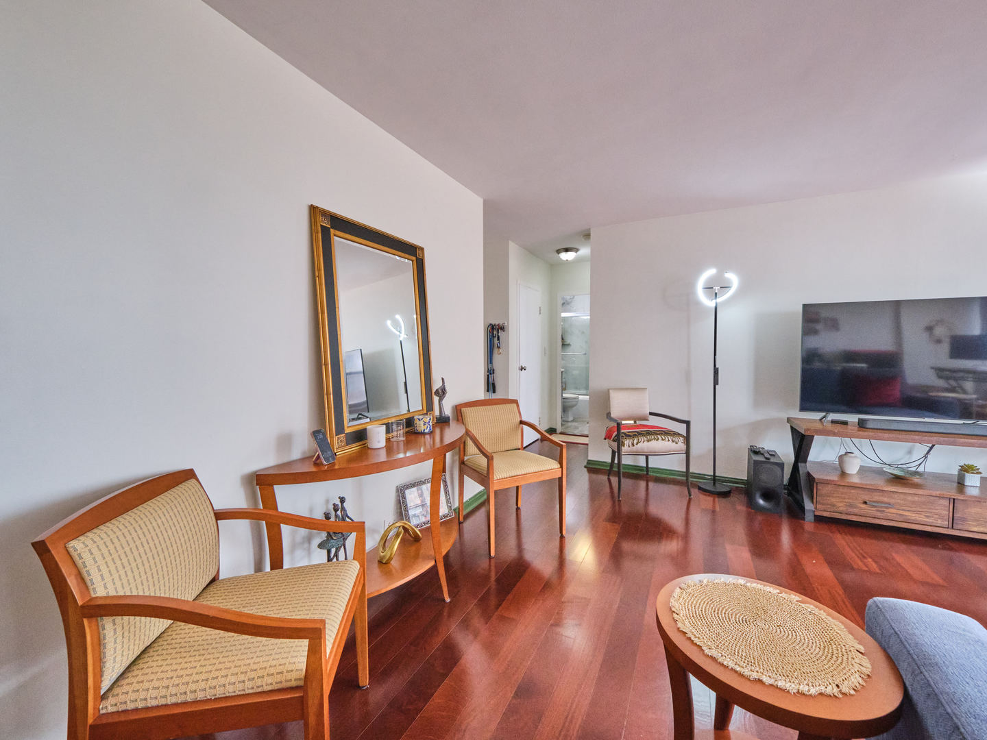 3900 N Lake Shore Drive 15C