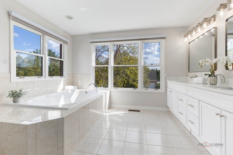 Tiny photo for 818 W Lukas Avenue, Palatine, IL 60067 (MLS # 12758367)