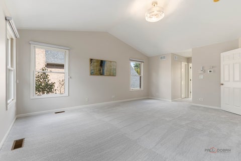 Tiny photo for 818 W Lukas Avenue, Palatine, IL 60067 (MLS # 12758367)