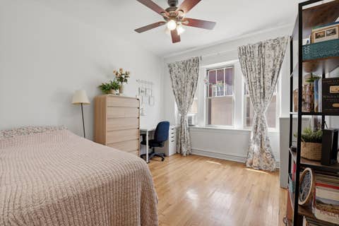 Tiny photo for 240 S MAPLE Avenue #1W, Oak Park, IL 60302 (MLS # 12700310)
