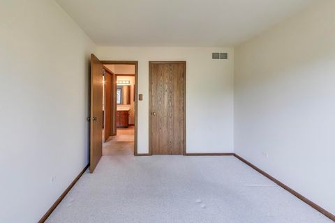 Tiny photo for 9260 Windsor Parkway, Tinley Park, IL 60487 (MLS # 12486859)