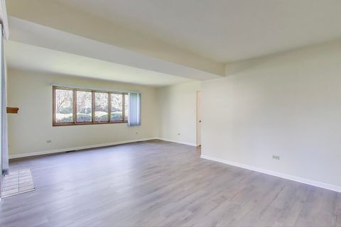 Tiny photo for 9260 Windsor Parkway, Tinley Park, IL 60487 (MLS # 12486859)