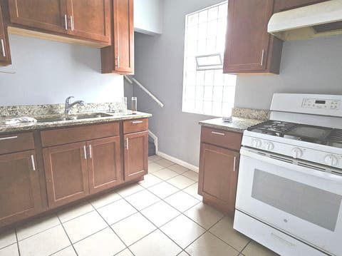 Tiny photo for 7126 S Claremont Avenue, Chicago, IL 60636 (MLS # 12716922)