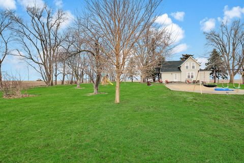 Tiny photo for 35150 2800 North Avenue, Mendota, IL 61342 (MLS # 12608313)