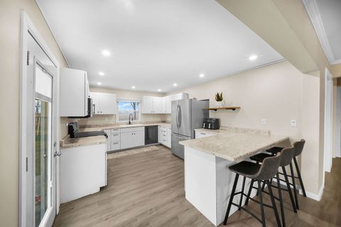 Tiny photo for 35150 2800 North Avenue, Mendota, IL 61342 (MLS # 12608313)