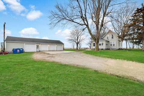 Tiny photo for 35150 2800 North Avenue, Mendota, IL 61342 (MLS # 12608313)