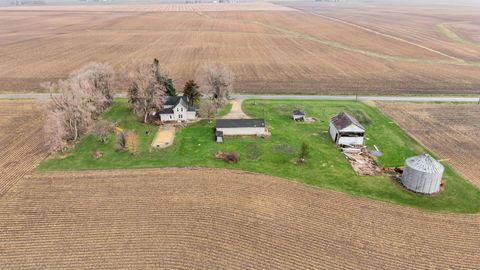 Tiny photo for 35150 2800 North Avenue, Mendota, IL 61342 (MLS # 12608313)