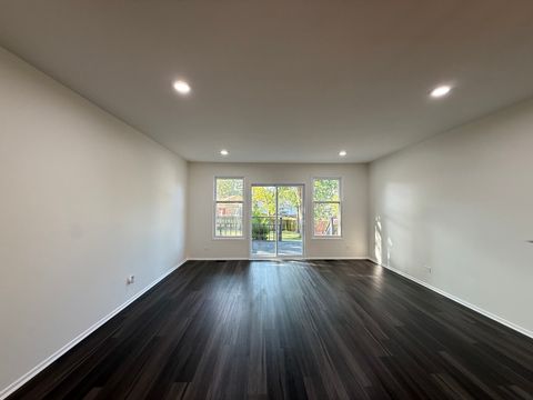 Tiny photo for 615 Nolan Avenue, Glendale Heights, IL 60139 (MLS # 12597519)