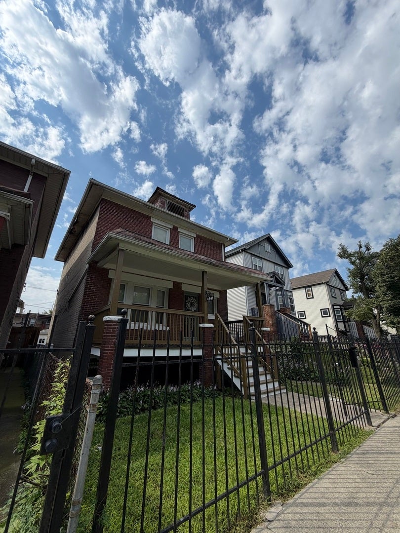 4841 W Quincy Street
