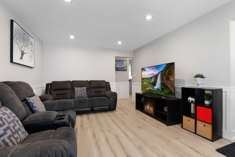 Tiny photo for 6117 W 83rd Street, Burbank, IL 60459 (MLS # 12640444)