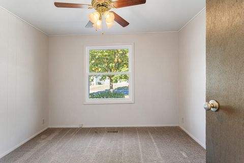Tiny photo for 1905 Rainbow View Vw, Urbana, IL 61802 (MLS # 12507798)