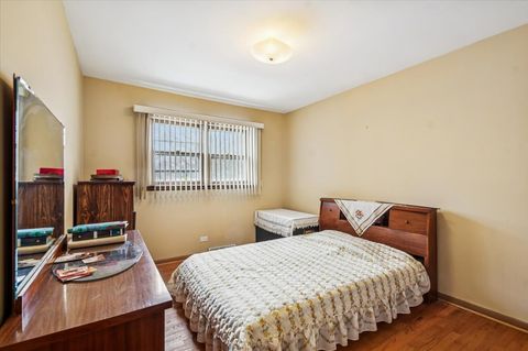 Tiny photo for 8516 N Ozanam Avenue, Niles, IL 60714 (MLS # 12530759)