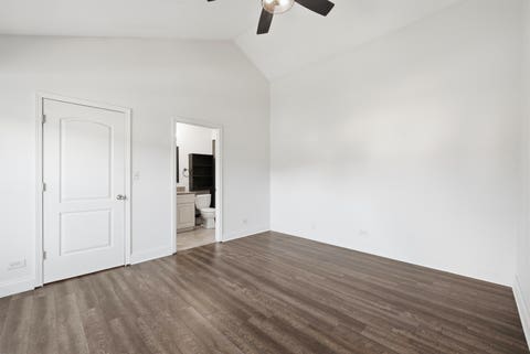 Tiny photo for 1885 Eastman Lane, Hanover Park, IL 60133 (MLS # 12734632)