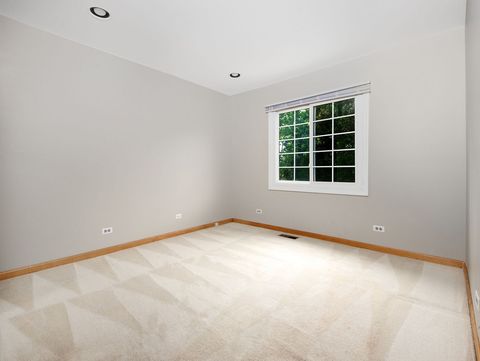 Tiny photo for 748 Berwick Place, Roselle, IL 60172 (MLS # 12655580)