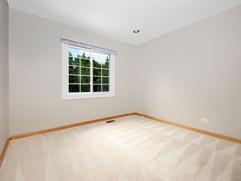 Tiny photo for 748 Berwick Place, Roselle, IL 60172 (MLS # 12655580)