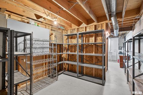 Tiny photo for 1123 N 27TH Avenue, Clinton, IA 52732 (MLS # QC4269112)