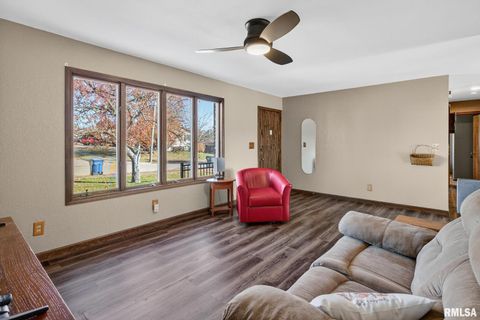 Tiny photo for 1123 N 27TH Avenue, Clinton, IA 52732 (MLS # QC4269112)