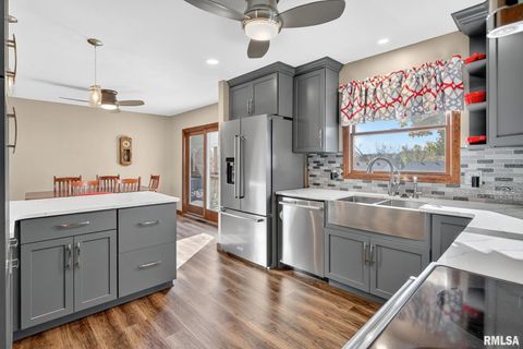 Tiny photo for 1123 N 27TH Avenue, Clinton, IA 52732 (MLS # QC4269112)