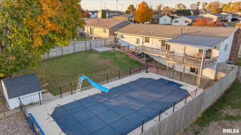 Tiny photo for 1123 N 27TH Avenue, Clinton, IA 52732 (MLS # QC4269112)