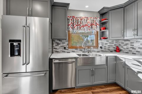 Tiny photo for 1123 N 27TH Avenue, Clinton, IA 52732 (MLS # QC4269112)