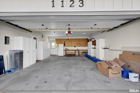 Tiny photo for 1123 N 27TH Avenue, Clinton, IA 52732 (MLS # QC4269112)