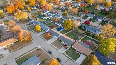 Tiny photo for 1123 N 27TH Avenue, Clinton, IA 52732 (MLS # QC4269112)