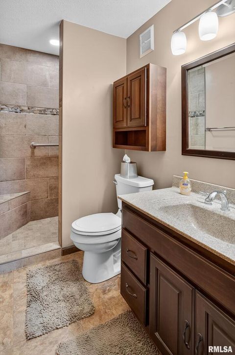 Tiny photo for 1123 N 27TH Avenue, Clinton, IA 52732 (MLS # QC4269112)