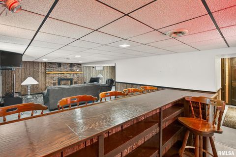 Tiny photo for 1123 N 27TH Avenue, Clinton, IA 52732 (MLS # QC4269112)