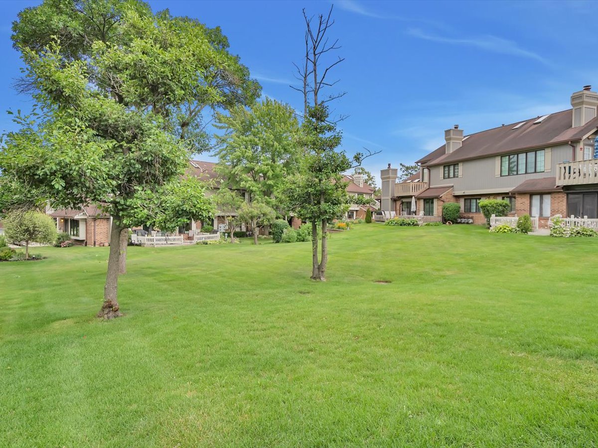 13323 S Oak Hills Parkway S 3