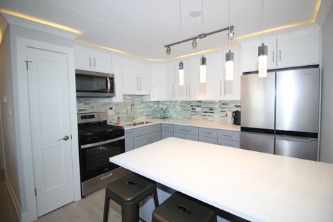 Tiny photo for 11024 Kilpatrick Avenue #3, Oak Lawn, IL 60453 (MLS # 12529374)