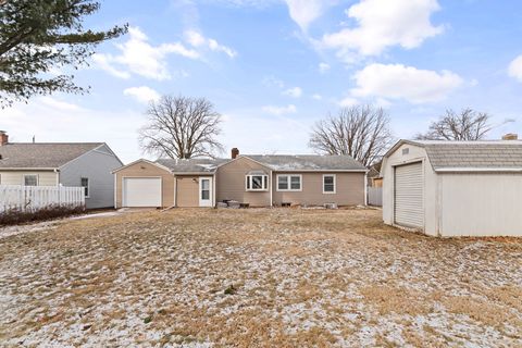 Tiny photo for 2111 30 Street, Rock Island, IL 61201 (MLS # 12554670)